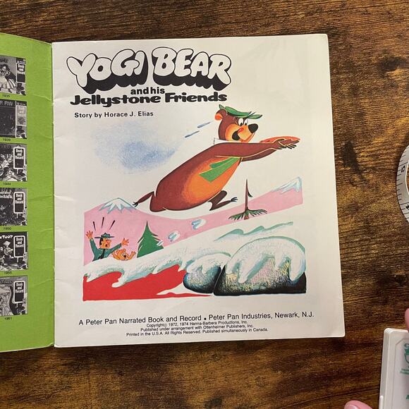 Yogi Bear Jellystone Friends Vintage 1972 RARE Read Along Book and Tape Gift - Picture 4 of 7